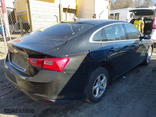 2018 Chevrolet Malibu LS with VIN 1G1ZB5ST1JF199881, listed as a IAAI auction lot 41619688 with 233,550 mi miles. Bid and sale history available at carsss.com. Image 4.