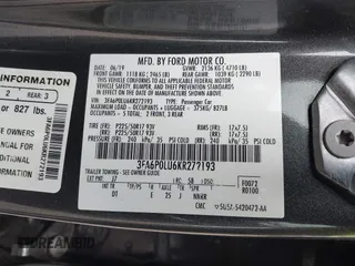 2019 Ford Fusion SE with VIN 3FA6P0LU6KR272193, listed as a IAAI auction lot 41993485 with 132,845 mi miles and . Bid and sale history available at DreamBid. Image 9.