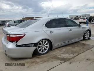 2008 Lexus LS 460 L with VIN JTHGL46F185024541, listed as a Copart auction lot 88857865 with 132,880 mi miles and Clean title. Bid and sale history available at DreamBid. Image 3.