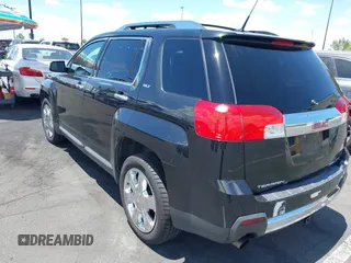 2011 GMC Terrain SLT-2 z VIN 2CTFLXE56B6359916, wystawiony jako IAAI lot #42255274 z przebiegiem 198 631 mil mil oraz . Historia ofert i sprzedaży dostępna na DreamBid. Obrazek 3.