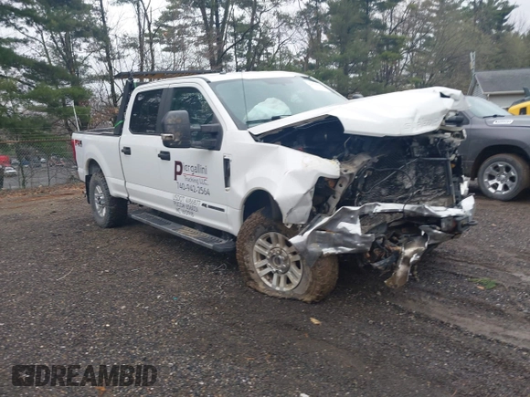 2017 Ford F-250 Lariat z VIN 1FT7W2BTXHEB47795, wystawiony jako IAAI lot #42010501 z przebiegiem 168 108 mil mil oraz . Historia ofert i sprzedaży dostępna na DreamBid. Obrazek 1.