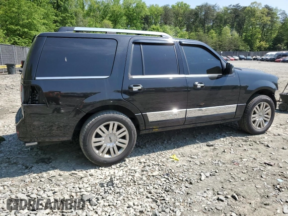 2014 Lincoln Navigator z VIN 5LMJJ2J58EEL00184, wystawiony jako Copart lot #54724025 z przebiegiem 200 772 mil mil oraz Szkoda całkowita • Salvage title. Historia ofert i sprzedaży dostępna na DreamBid. Obrazek 3.