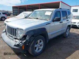2008 Jeep Liberty Limited with VIN 1J8GN58K98W208267, listed as a IAAI auction lot 41752432 with 222,540 mi miles and . Bid and sale history available at carsss.com. Image 2.