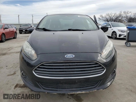 2019 Ford Fiesta SE z VIN 3FADP4BJ5KM144370, wystawiony jako Copart lot #49093915 z przebiegiem Nie podano mil oraz Szkoda całkowita • Salvage title. Historia ofert i sprzedaży dostępna na DreamBid. Obrazek 5.