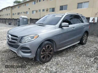 2016 Mercedes-Benz GLE 350 z VIN 4JGDA5JB5GA688573, wystawiony jako Copart lot #51844435 z przebiegiem 108 183 mil mil oraz Szkoda całkowita • Salvage title. Historia ofert i sprzedaży dostępna na DreamBid. Obrazek 1.