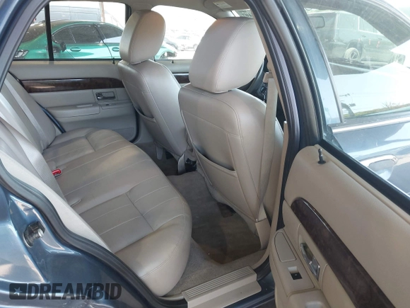 2011 Mercury Grand Marquis LS with VIN 2MEBM7FV7BX604379, listed as a IAAI auction lot 42134407 with 55,151 mi miles and . Bid and sale history available at DreamBid. Image 8.