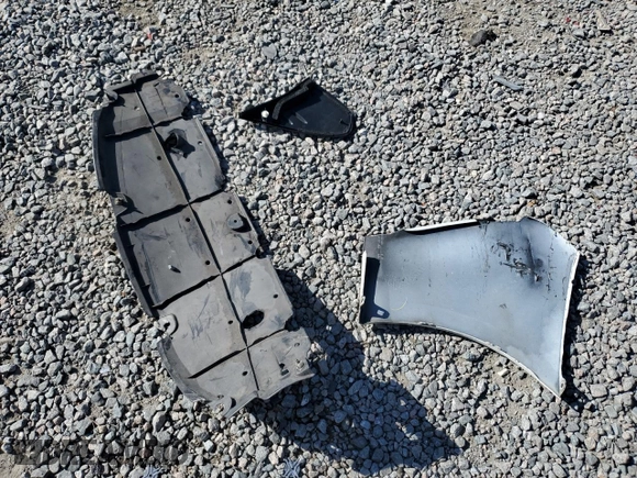 2016 Toyota Prius Two z VIN JTDKBRFU7G3510288, wystawiony jako Copart lot #53528325 z przebiegiem 206 942 mil mil oraz Szkoda całkowita • Salvage title. Historia ofert i sprzedaży dostępna na DreamBid. Obrazek 14.