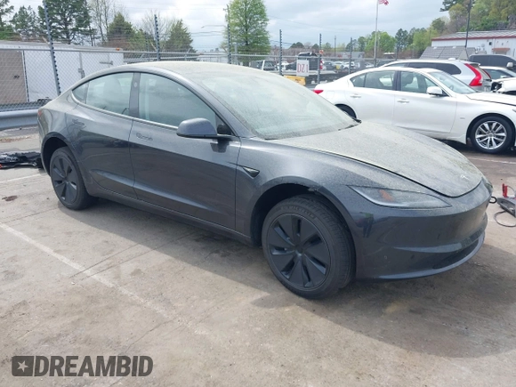 2025 Tesla Model 3 Long Range with VIN 5YJ3E1EA5SF890621, listed as a IAAI auction lot 41924915 with 6,528 mi miles and . Bid and sale history available at DreamBid. Image 1.