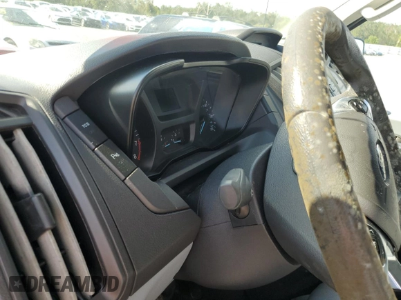 2018 Ford Transit с VIN 1FTYE2CM6JKB27971, выставлен на аукционе Copart как лот 75476554 с пробегом Не указан миль и На запчасти • Non repairable. История ставок и продаж доступна на DreamBid. Изображение 9.