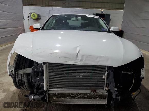 2014 Audi A5 Premium Plus z VIN WAULFAFRXEA004871, wystawiony jako Copart lot #54770755 z przebiegiem 111 836 mil mil oraz Szkoda całkowita • Salvage title. Historia ofert i sprzedaży dostępna na DreamBid. Obrazek 5.