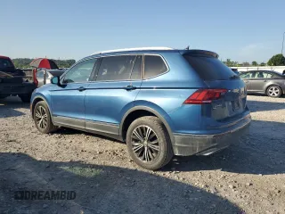 2018 Volkswagen Tiguan SEL with VIN 3VV3B7AX1JM034279, listed as a Copart auction lot 60402155 with 91,751 mi miles and Salvage title. Bid and sale history available at DreamBid. Image 2.
