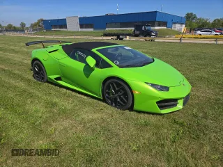 2017 Lamborghini Huracan z VIN ZHWUR2ZF7HLA08210, wystawiony jako Copart lot #51895654 z przebiegiem Nie podano mil oraz Nie do naprawy. Historia ofert i sprzedaży dostępna na DreamBid. Obrazek 4.