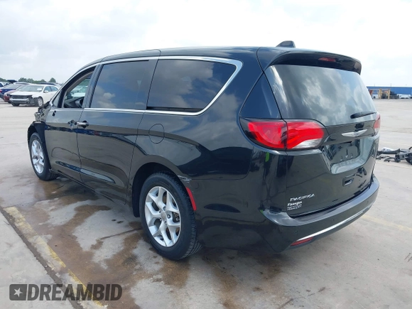 2018 Chrysler Pacifica Touring Plus z VIN 2C4RC1FG2JR129163, wystawiony jako IAAI lot #42105964 z przebiegiem 72 627 mil mil oraz . Historia ofert i sprzedaży dostępna na DreamBid. Obrazek 3.