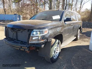 2018 Chevrolet Suburban LT with VIN 1GNSKHKC9JR231718, listed as a IAAI auction lot 41633505 with 180734 miles. Bid and sale history available at carsss.com. Image 17.