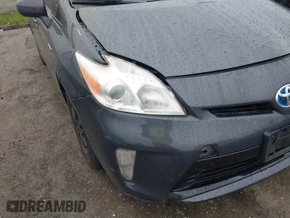 2014 Toyota Prius Four with VIN JTDKN3DUXE0382540, listed as a IAAI auction lot 41922162 with 209,037 mi miles. Bid and sale history available at carsss.com. Image 6.