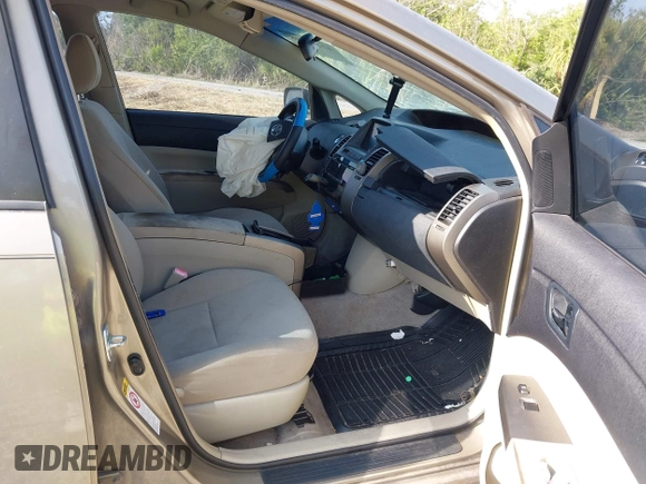 2008 Toyota Prius with VIN JTDKB20U887698068, listed as a IAAI auction lot 42215998 with 117,851 mi miles and . Bid and sale history available at DreamBid. Image 5.