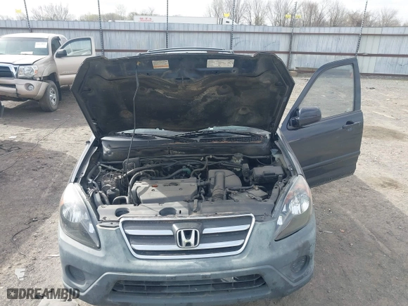 2006 Honda CR-V EX with VIN JHLRD78886C013944, listed as a IAAI auction lot 41814174 with 295,689 mi miles. Bid and sale history available at carsss.com. Image 10.