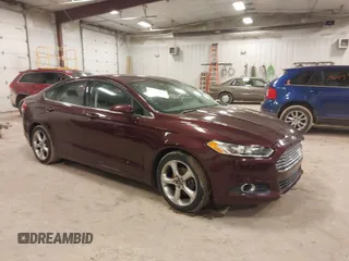 2013 Ford Fusion SE with VIN 3FA6P0HR0DR238015, listed as a IAAI auction lot 41753962 with 104,435 mi miles. Bid and sale history available at carsss.com. Image 1.