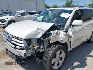 2012 Toyota Highlander Limited with VIN 5TDDK3EH7CS142066, listed as a IAAI auction lot 42573030 with 169,372 mi miles and . Bid and sale history available at DreamBid. Image 6.