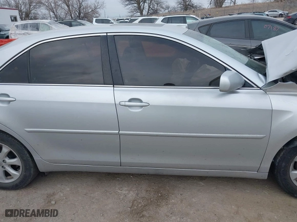 2007 Toyota Camry CE with VIN 4T1BE46K27U111898, listed as a IAAI auction lot 41709899 with 1 mi miles. Bid and sale history available at carsss.com. Image 13.