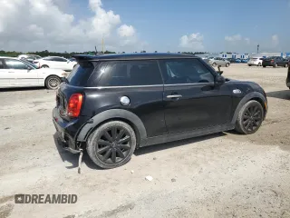 2016 MINI Hardtop S z VIN WMWXP7C50G3B33554, wystawiony jako Copart lot #66163155 z przebiegiem 95 387 mil mil oraz Szkoda całkowita • Salvage title. Historia ofert i sprzedaży dostępna na DreamBid. Obrazek 3.