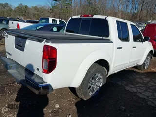 2019 Nissan Frontier SV z VIN 1N6AD0ER5KN742820, wystawiony jako IAAI lot #41358587 z przebiegiem 106 829 mil mil oraz . Historia ofert i sprzedaży dostępna na DreamBid. Obrazek 4.