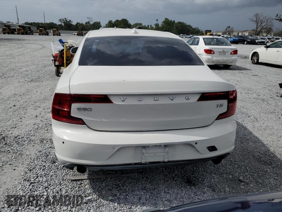 2017 Volvo S90 Momentum z VIN YV1102AK7H1008418, wystawiony jako Copart lot #61140255 z przebiegiem 122 787 mil mil oraz Czysty tytuł • Clean title. Historia ofert i sprzedaży dostępna na DreamBid. Obrazek 6.