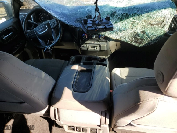 2021 GMC Sierra 1500 SLE with VIN 3GTU9BED0MG123068, listed as a Copart auction lot 76263784 with 123,656 mi miles and Salvage Title. Bid and sale history available at carsss.com. Image 8.
