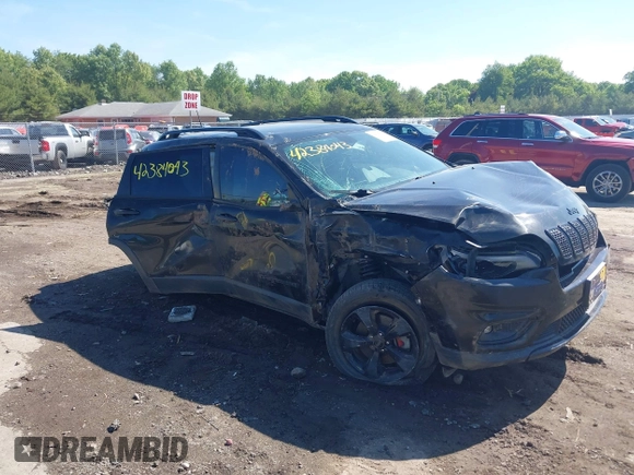 2019 Jeep Cherokee Latitude Plus with VIN 1C4PJMLX8KD432780, listed as a IAAI auction lot 42384043 with 98,099 mi miles and . Bid and sale history available at DreamBid. Image 1.