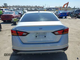 2022 Nissan Altima 2.5 SV with VIN 1N4BL4DV3NN380173, listed as a IAAI auction lot 41861588 with 56,608 mi miles. Bid and sale history available at carsss.com. Image 17.