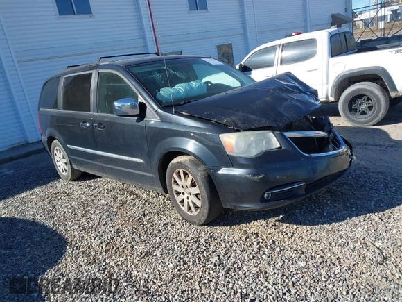 2011 Chrysler Town & Country Touring L z VIN 2A4RR8DG7BR616820, wystawiony jako IAAI lot #41601132 z przebiegiem Nie podano mil oraz . Historia ofert i sprzedaży dostępna na DreamBid. Obrazek 1.
