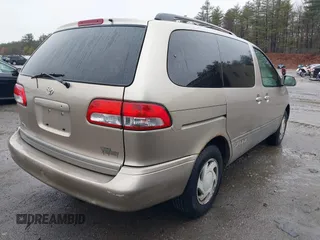 2003 Toyota Sienna LE with VIN 4T3ZF13C93U534860, listed as a IAAI auction lot 41800054 with 214,414 mi miles. Bid and sale history available at carsss.com. Image 4.