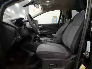 2019 Ford Escape SE with VIN 1FMCU0GD2KUA71475, listed as a Copart auction lot 50987935 with 36,663 mi miles and Salvage Title. Bid and sale history available at carsss.com. Image 7.