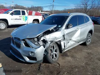 2018 BMW X1 xDrive28i with VIN WBXHT3C36J5L33781, listed as a IAAI auction lot 41497360 with 61,251 mi miles. Bid and sale history available at carsss.com. Image 20.