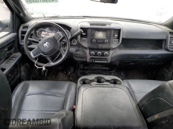 2022 Ram 3500 Tradesman z VIN 3C7WRTCLXNG312145, wystawiony jako Copart lot #43987335 z przebiegiem 85 456 mil mil oraz Szkoda całkowita • Salvage title. Historia ofert i sprzedaży dostępna na DreamBid. Obrazek 8.