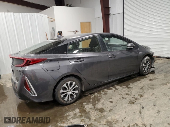 2021 Toyota Prius LE with VIN JTDKAMFP2M3188655, listed as a Copart auction lot 44873745 with 87,967 mi miles and Salvage Title. Bid and sale history available at DreamBid. Image 3.