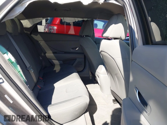 2024 Hyundai Elantra SE with VIN KMHLL4DG2RU707377, listed as a IAAI auction lot 41831258 with 15,364 mi miles and . Bid and sale history available at DreamBid. Image 8.