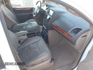 2013 Chrysler Town & Country Touring with VIN 2C4RC1BG8DR573559, listed as a IAAI auction lot 41793874 with 205,005 mi miles. Bid and sale history available at carsss.com. Image 5.