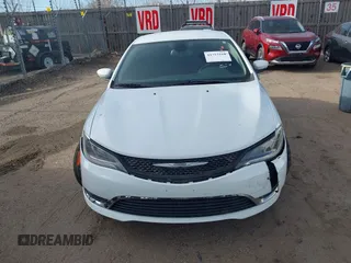 2016 Chrysler 200 Limited with VIN 1C3CCCAB8GN164345, listed as a IAAI auction lot 41753168 with 152,720 mi miles. Bid and sale history available at carsss.com. Image 12.