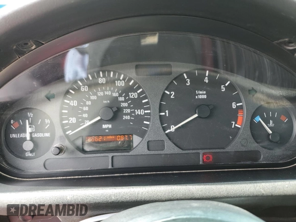 1997 BMW 3 Series Z3 1.9 с VIN 4USCH7328VLB79533, выставлен на аукционе Copart как лот 55070475 с пробегом 196 621 миль миль и Списание • Salvage title. История ставок и продаж доступна на DreamBid. Изображение 9.