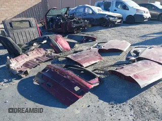 2018 Dodge Durango SRT z VIN 1C4SDJGJ7JC262003, wystawiony jako IAAI lot #40773482 z przebiegiem Nie podano mil oraz . Historia ofert i sprzedaży dostępna na DreamBid. Obrazek 18.