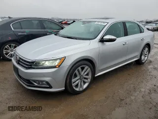 2017 Volkswagen Passat SEL Premium z VIN 1VWCT7A34HC080416, wystawiony jako Copart lot #85519734 z przebiegiem 65 577 mil mil oraz Szkoda całkowita • Salvage title. Historia ofert i sprzedaży dostępna na DreamBid. Obrazek 1.