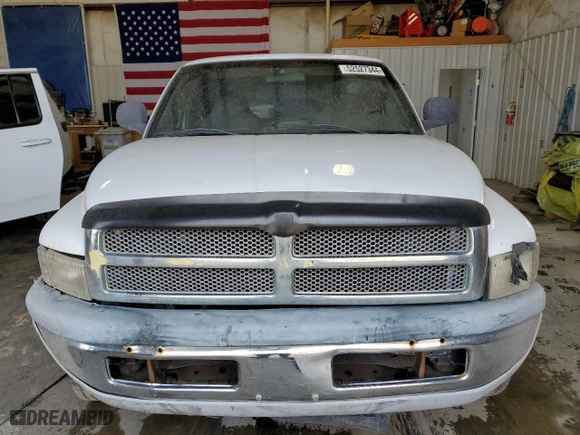 2000 Dodge Ram 1500 with VIN 1B7HF16Z4YS596159, listed as a Copart auction lot 67045704 with 151,822 mi miles and Clean Title. Bid and sale history available at carsss.com. Image 5.