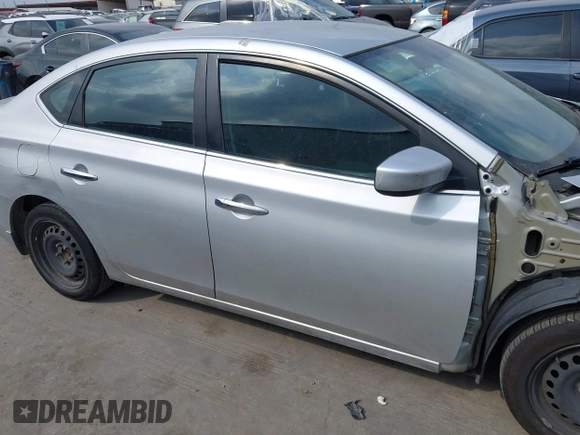 2017 Nissan Sentra S z VIN 3N1AB7AP0HY281191, wystawiony jako IAAI lot #42133599 z przebiegiem 74 441 mil mil oraz . Historia ofert i sprzedaży dostępna na DreamBid. Obrazek 14.