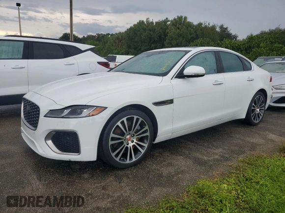 2022 Jaguar XF SE with VIN SAJBG4FX4NCY90817, listed as a Copart auction lot 74198844 with 0 mi miles and Non Repairable. Bid and sale history available at carsss.com. Image 1.