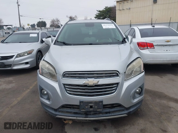 2015 Chevrolet Trax LTZ with VIN 3GNCJTSB7FL235895, listed as a IAAI auction lot 41279161 with 158,877 mi miles. Bid and sale history available at carsss.com. Image 12.