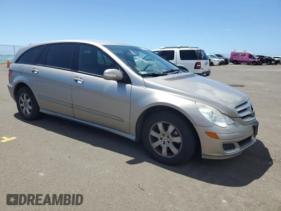 2006 Mercedes-Benz R 3.5L with VIN 4JGCB65EX6A023802, listed as a Copart auction lot 71640774 with 135,000 mi miles and Clean Title. Bid and sale history available at DreamBid. Image 4.