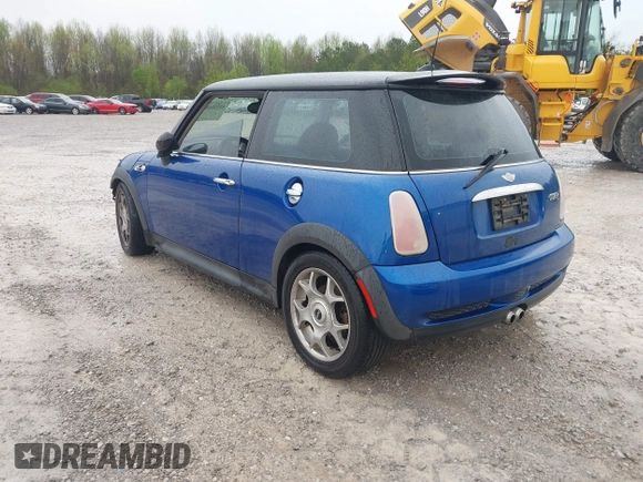 2005 MINI Hardtop S with VIN WMWRE33415TG95331, listed as a IAAI auction lot 41929403 with 216,181 mi miles and . Bid and sale history available at DreamBid. Image 3.