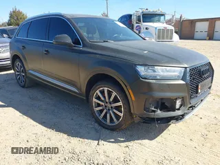 2017 Audi Q7 Premium Plus z VIN WA1LAAF76HD047018, wystawiony jako IAAI lot #41657235 z przebiegiem 159 375 mil mil oraz . Historia ofert i sprzedaży dostępna na DreamBid. Obrazek 1.