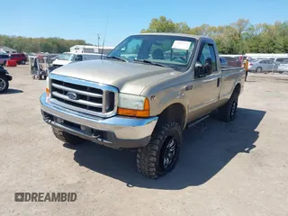 2001 Ford F-250 XL z VIN 1FTNF21L91EC17897, wystawiony jako IAAI lot #42216133 z przebiegiem 220 682 mil mil oraz . Historia ofert i sprzedaży dostępna na DreamBid. Obrazek 6.
